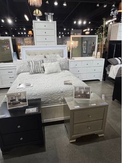4Pc Queen Bedroom Set
