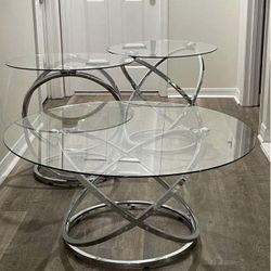 Gorgeous Modern Glass Coffee Table Set Great Condition!