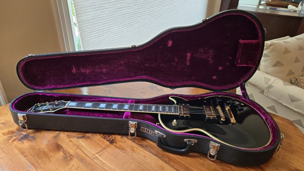 Original 1970-71 Gibson Les Paul Custom Guitar