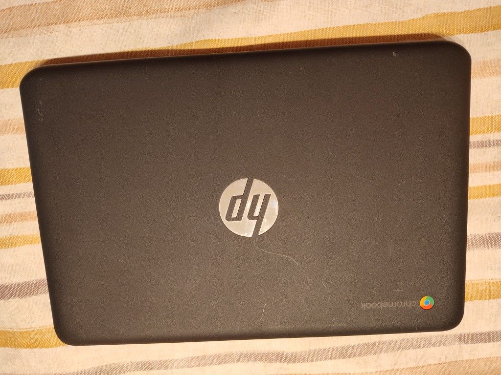 Chromebook Laptop