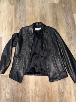Women’s leather jacket