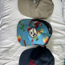 Vans & Obey 🧢  Bundle. 