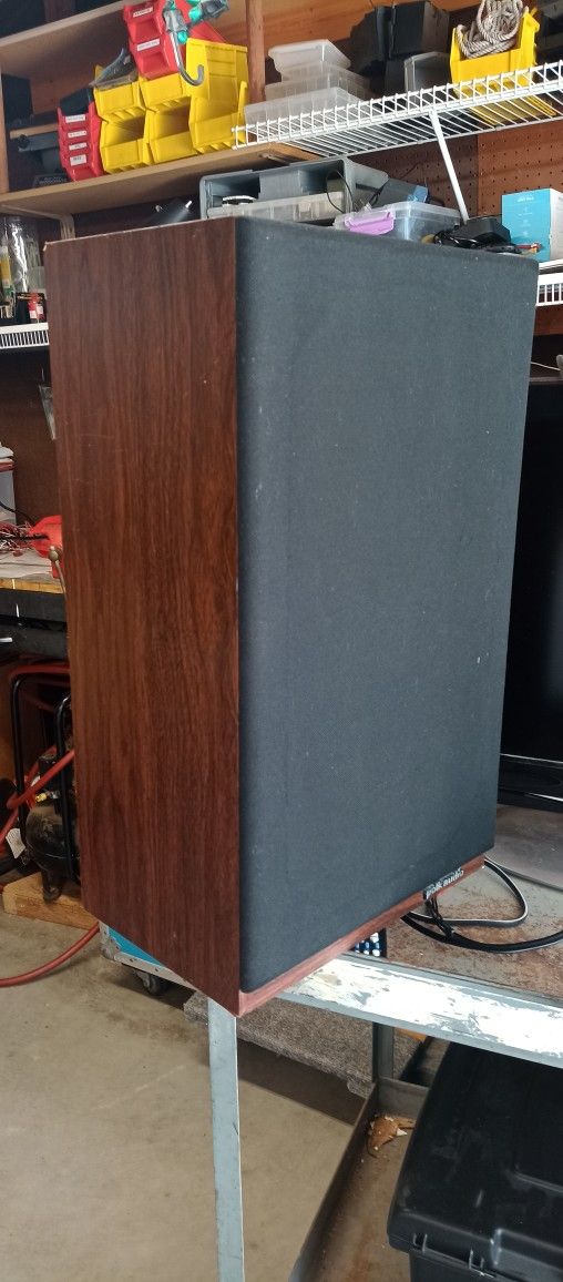 Polk Audio 7b speaker