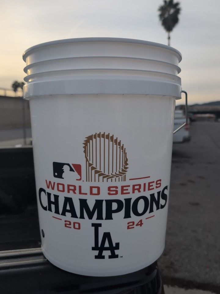 Rare And Limited Edition Los Angeles Dodgers Home Depot Homer Bucket World Series Champions 2024 MLB