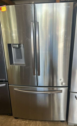 Samsung French Door Fridge – Stainless, Water Dispenser