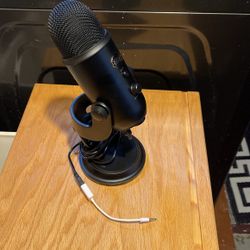 Microphone