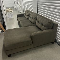 FREE DELIVER Sectional Couch 