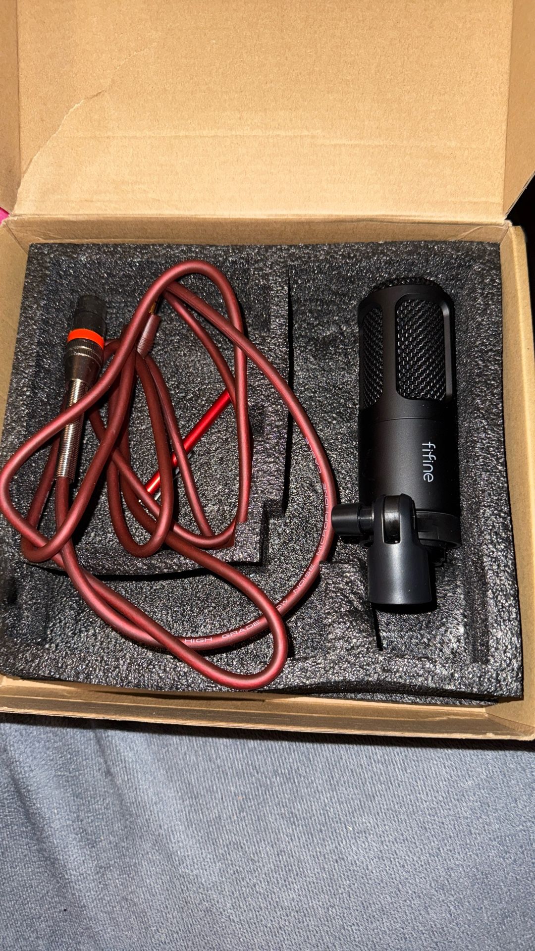 Brand New Fifine Xlr Microphone Comes With Chord