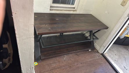 Tv table