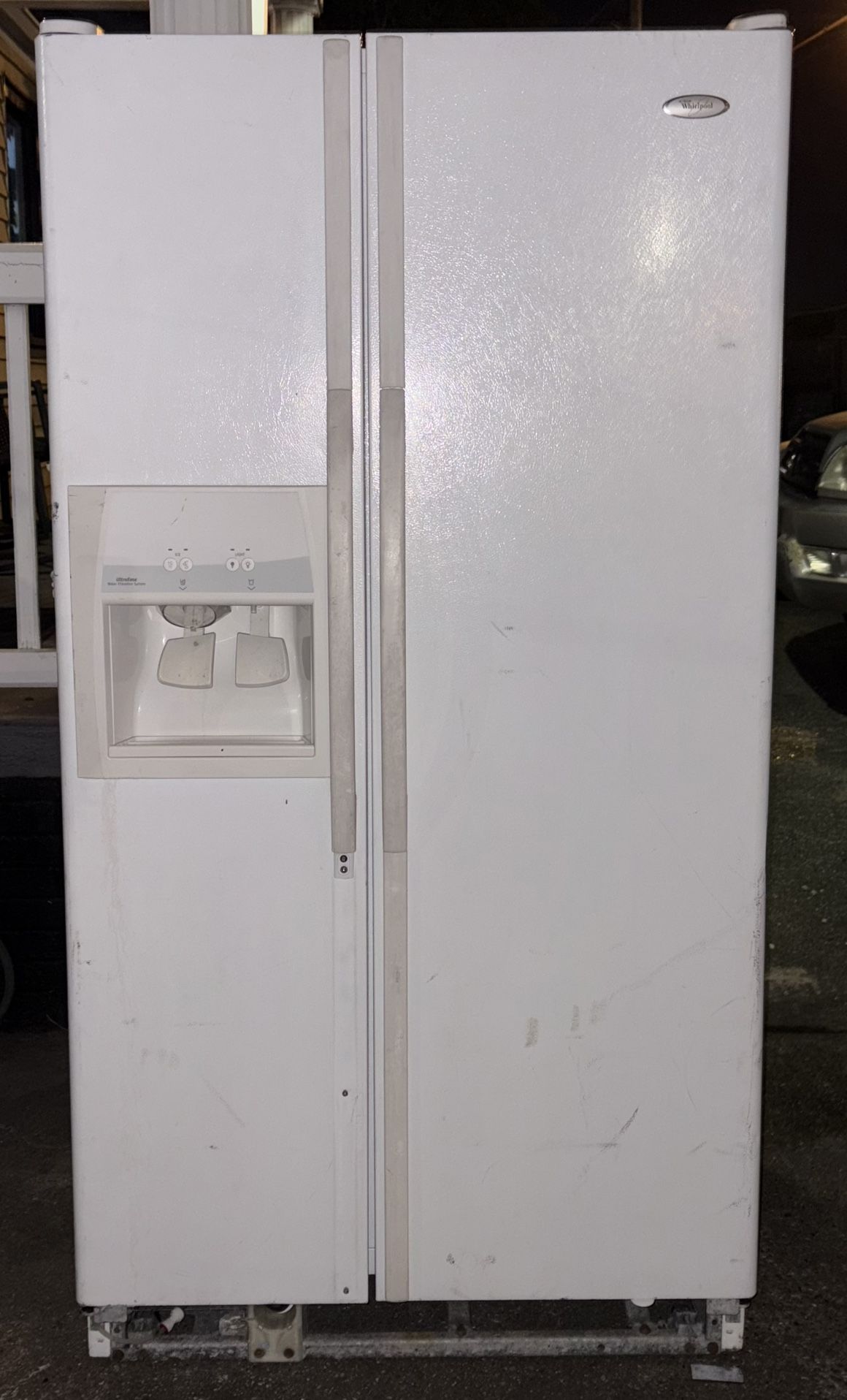 Whirlpool Side By Side Refrigerator W/ Ice Maker & Water Dispenser
