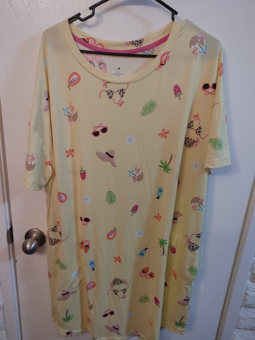 NEW- L/xl Nightgown/sleepshirt