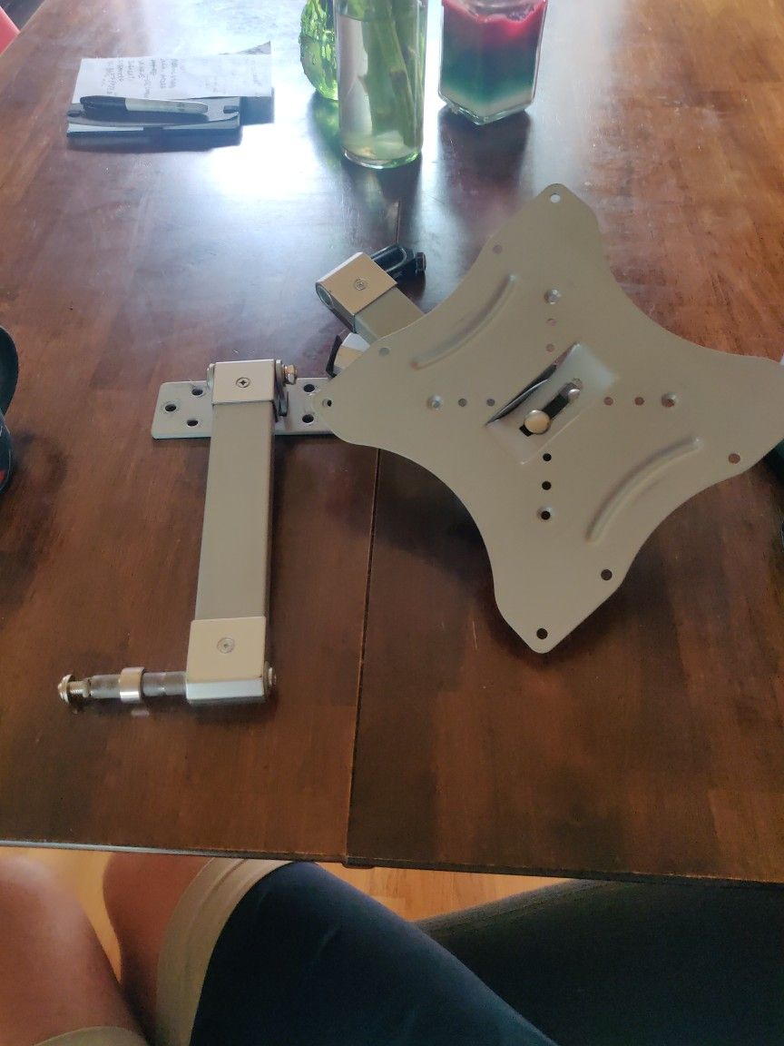 Complete Tv Bracket 