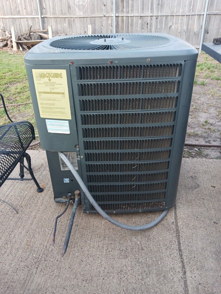 2 1/2 TONS.  R 22 AC CONDENSER