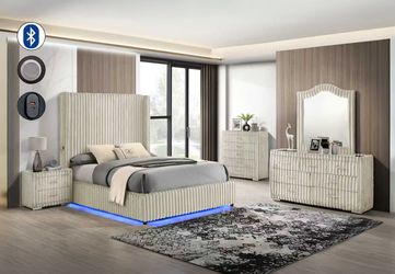 4 PC BEDROOM SET NEW IN BOX (MATTRESS AND CHEST SOLD SEPARATELY)