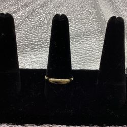 USED 14 KT WEDDING BAND 
