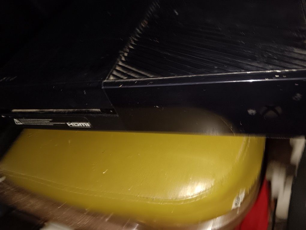 Xbox One With Cords Controller And One Game