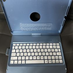 Bluetooth Keyboard Swivel Case For iPad 10.2
