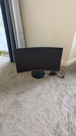 Samsung 27” curved monitor