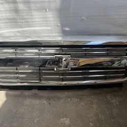 2015-2019 Chevrolet Silverado 2500 HD 3500 HD OEM Bumper Grille Grill (contact info removed)6