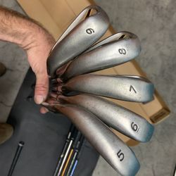 Taylor Made R7 Irons  (5-9)