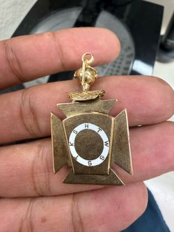 Real Gold Knights Templar Pendant