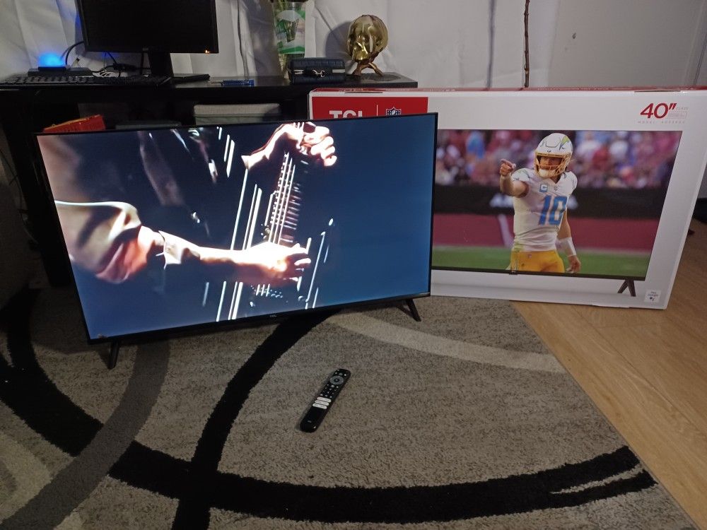 40" TCL HD Television with Google TV , like NEW