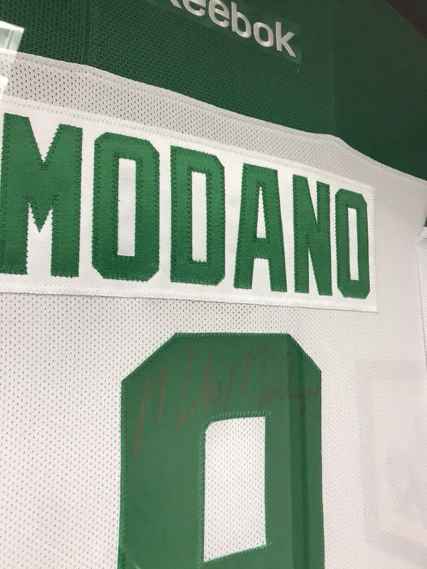 Mike Modano Autographed Game Worn Jersey for Sale in Fort Worth, TX -  OfferUp