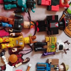 Old Roblox Collectable  Figures  