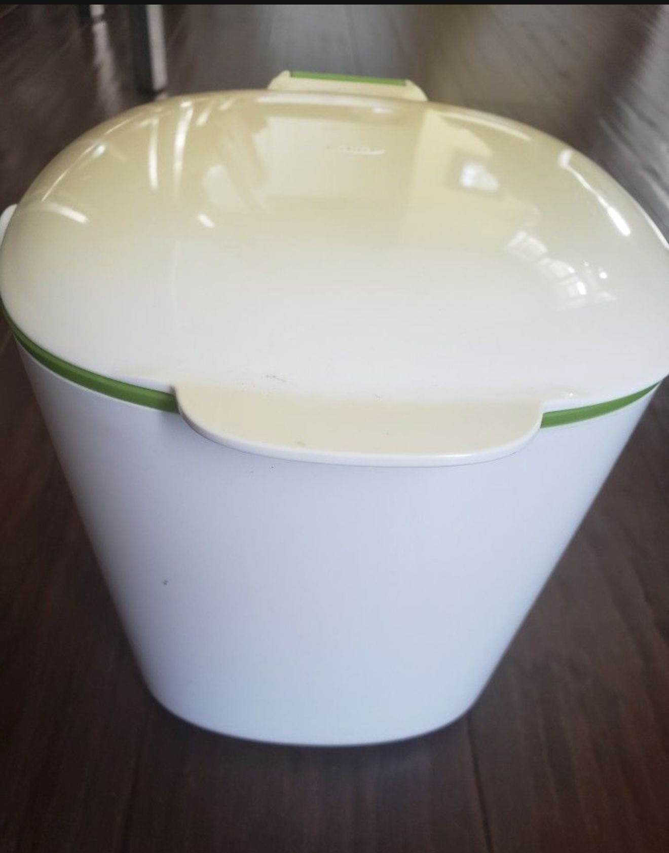 OXO Good Grips Easy-Clean Compost Bin, White - 0.75 GAL