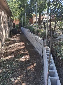 BLOCK WALL