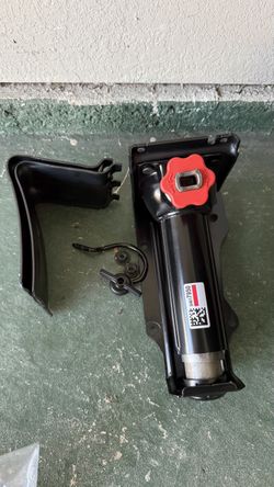 GMC Sierra Chevrolet Silverado Spare Tire Jack Tool Kit