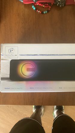 Living Multimedia Sound Bar