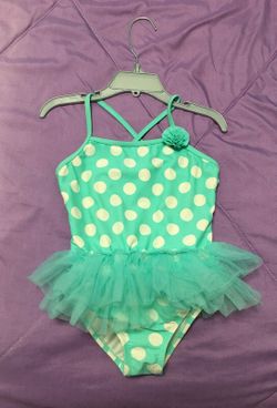 Girl bathing suit 👧🏻