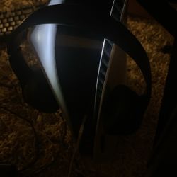 Ps5 With Games And Comes With Beats Solo 3 