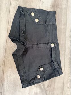 shorts size medium