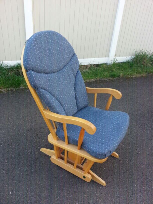 Eagle By Dutailier Glider/Rocking Chair
