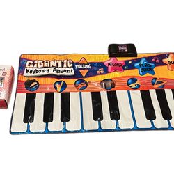 Gigantic keyboard Playmat