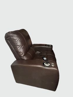 6 Seater Brown Leather Reclining Chairs And Cup Holders