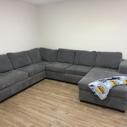 6 Seat U Shaped Sectional- Grey 