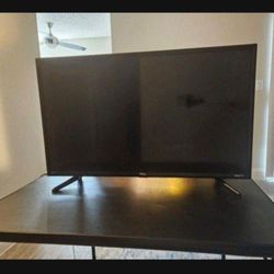 32 inch ROKU SMART TV/ Televisor Inteligente ROKU de 32 inches PICK UP ONLY