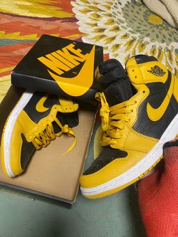 Nike Air Jordan 1 Retro High OG Yellow Black
