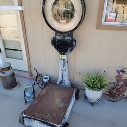 Large Toledo Lollipop Style Vintage Platform Rolling Scale