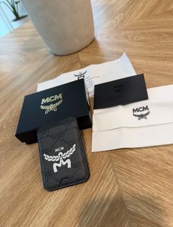 MCM Himmel N/S Magsafe Wallet Cardholder Case in Lauretos – Black (MagSafe Compatible)