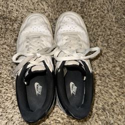 Women’s Nike Shoes US Size 9.5