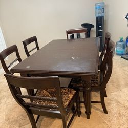 DINING TABLE + CHAIRS