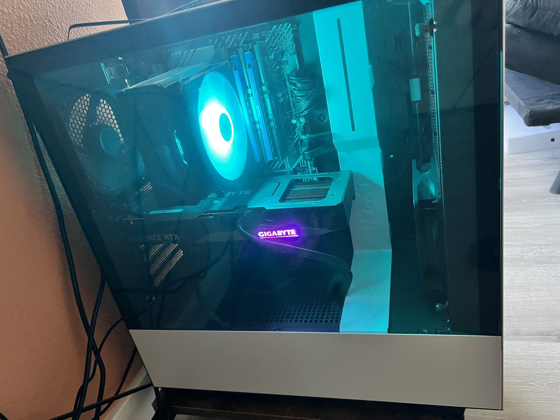 XBOX SERIES X + NINTENDO SWITCH (ORIGINAL) + GAMING PC
