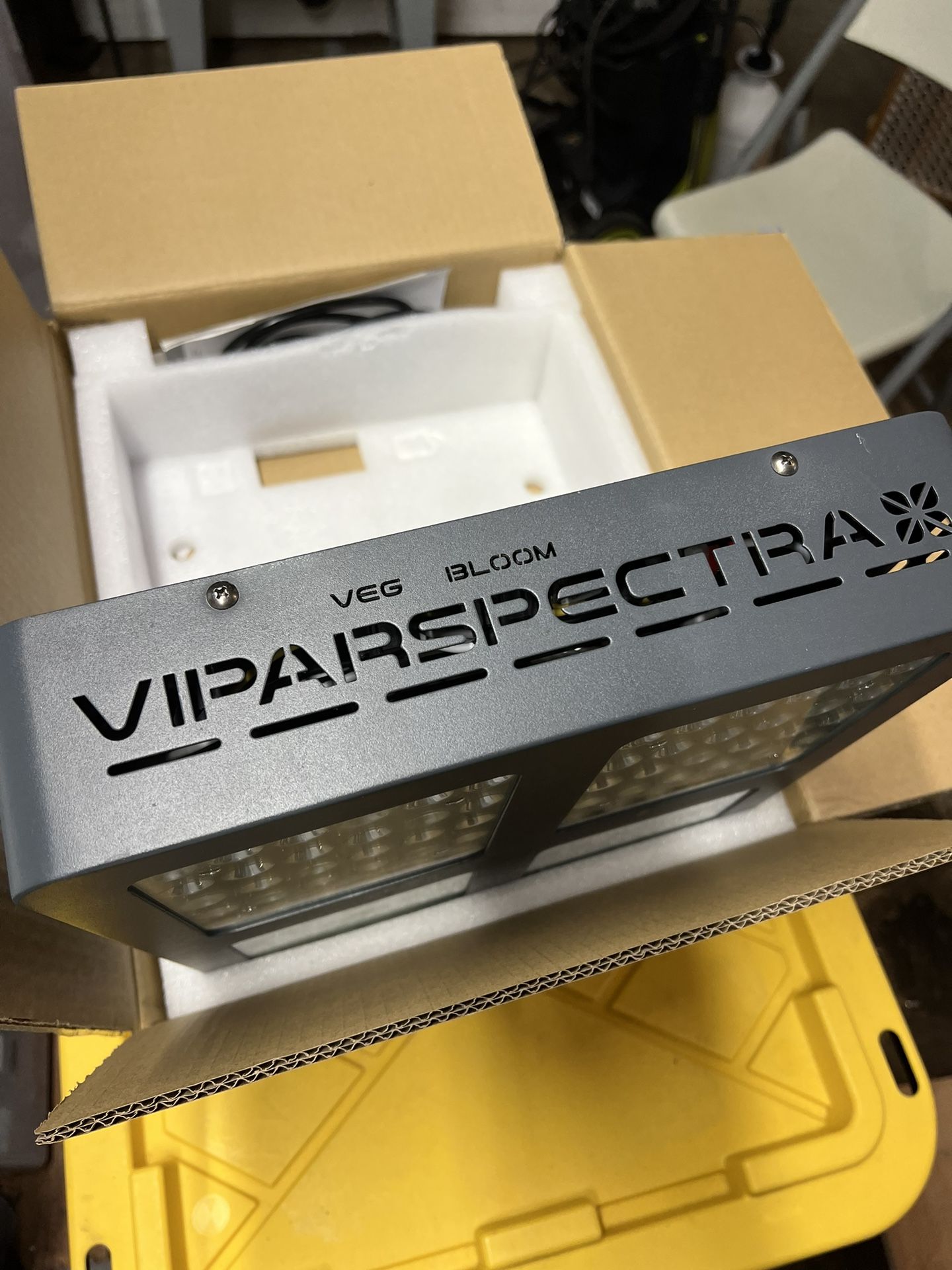 Viparspectra V600 LED Grow Light