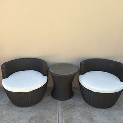 Christopher Knight outdoor patio set