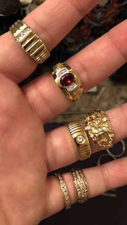 10k diamond and garnet ring