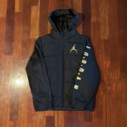 Boy’s Extra Large Black Jordan Vest With Sleeves And Hood